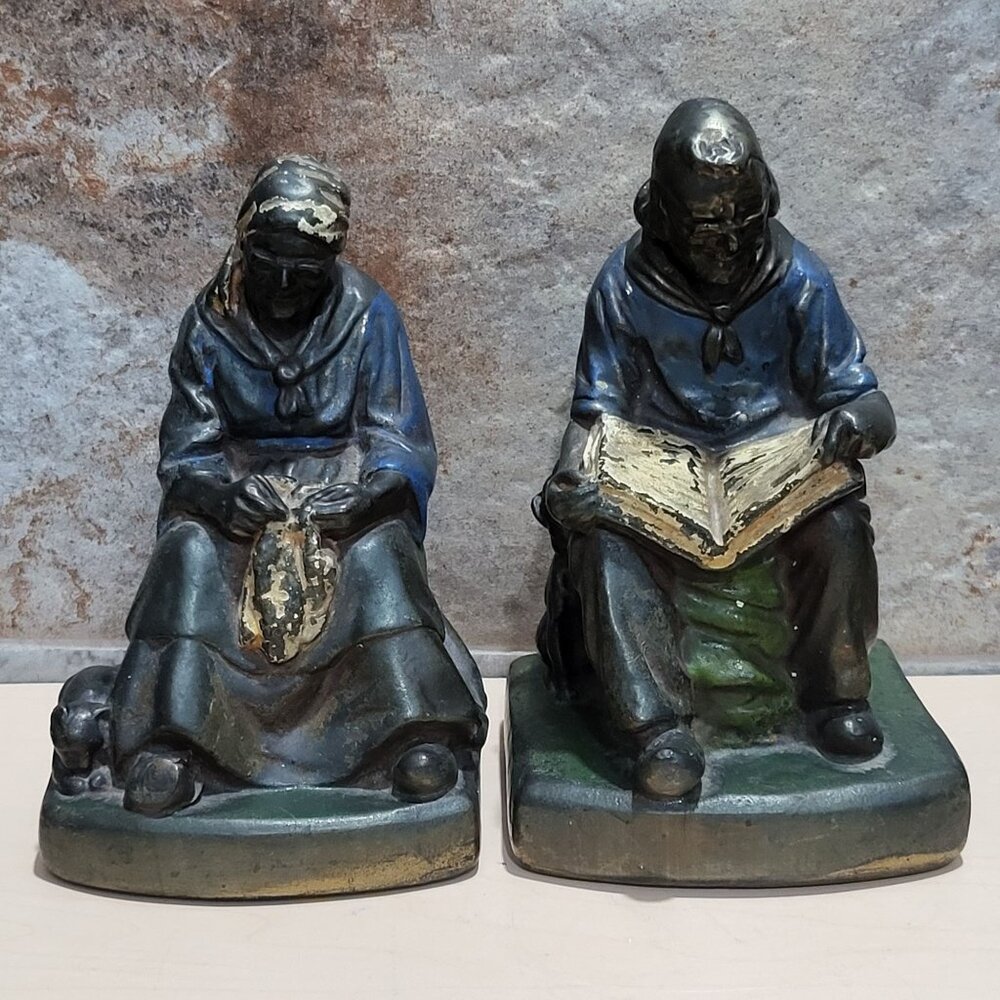 Armor Bronze Darby and Joan Heavy Cast Bookends